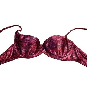 Victoria’s Secret 32B bra Underwire Satin